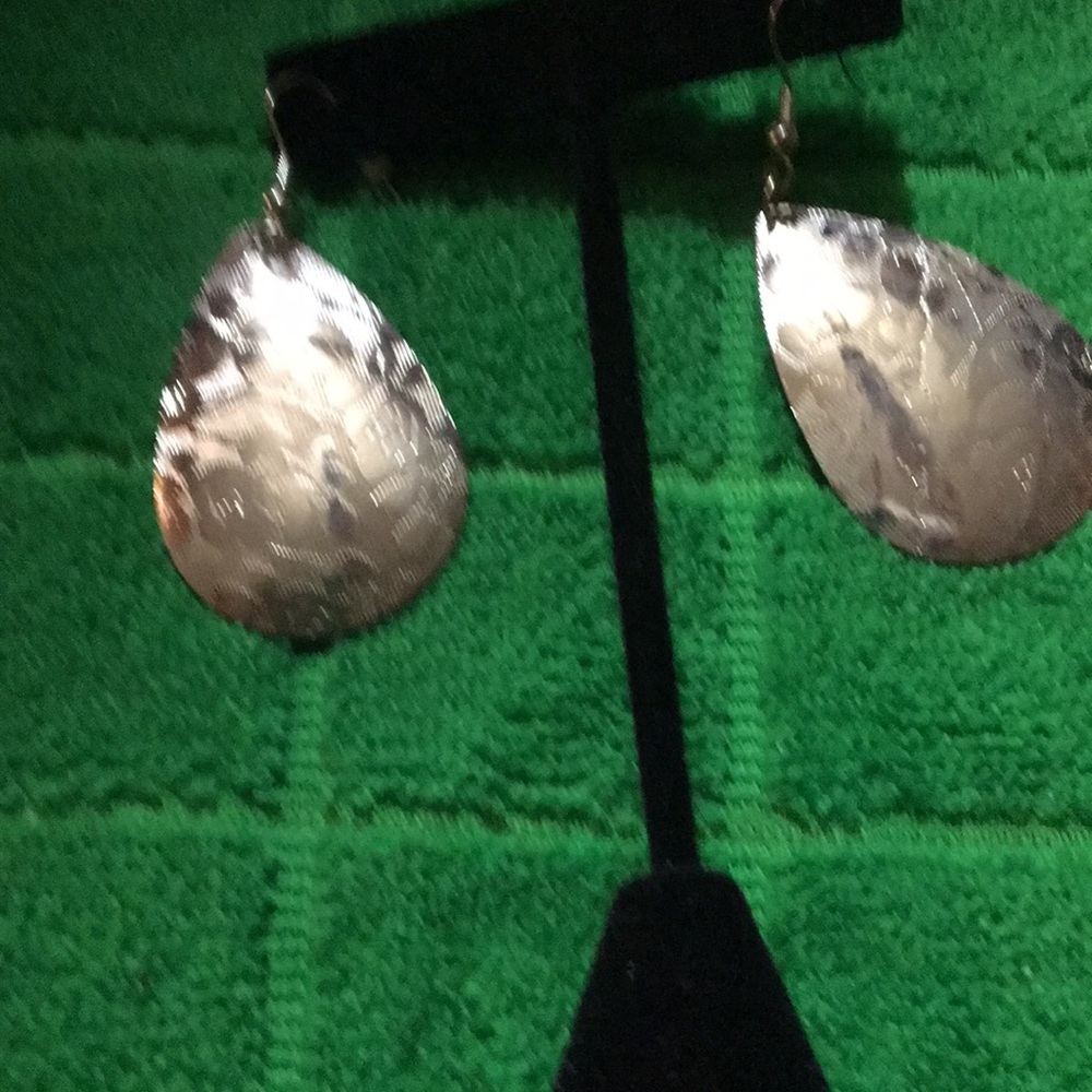 Exquisite earrings with beautiful design